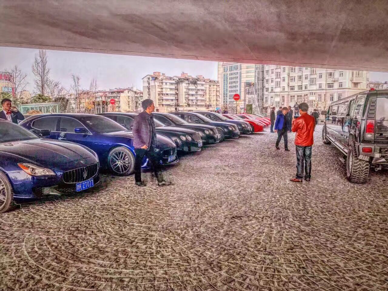 伍方汽車 專業(yè)靈活展現(xiàn)“浙江服務”